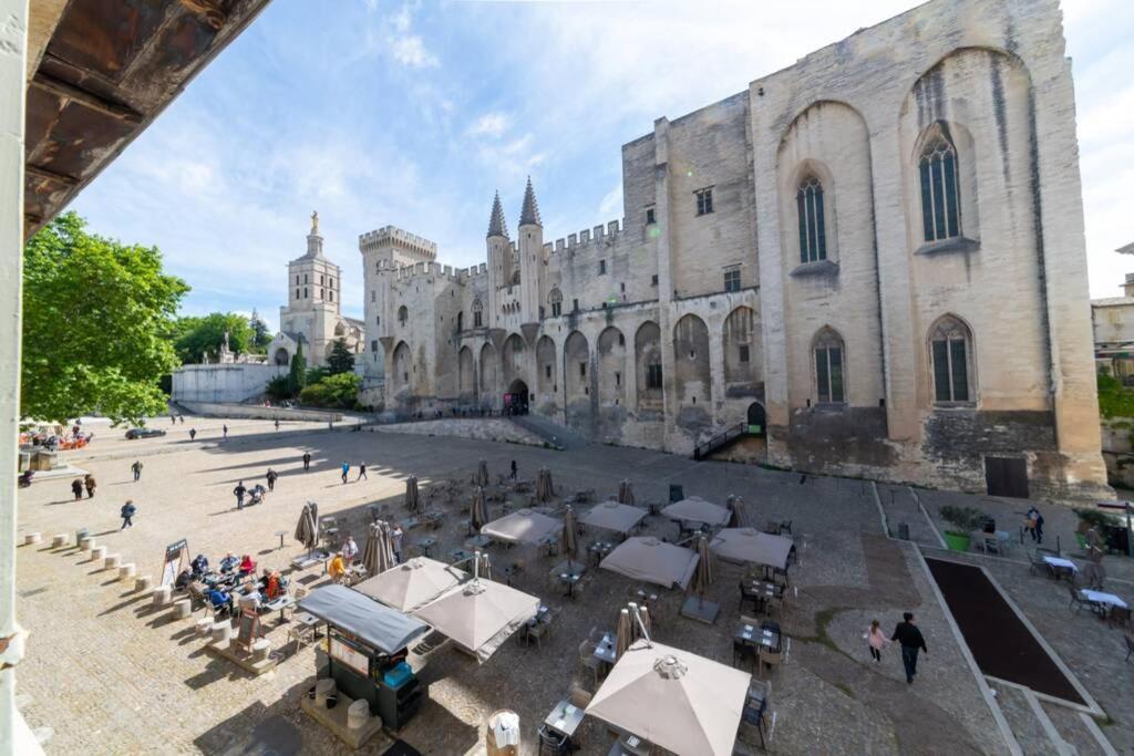 Bien D'Exception En Face Du Palais Des Papes Apartamento Avinhão Exterior foto