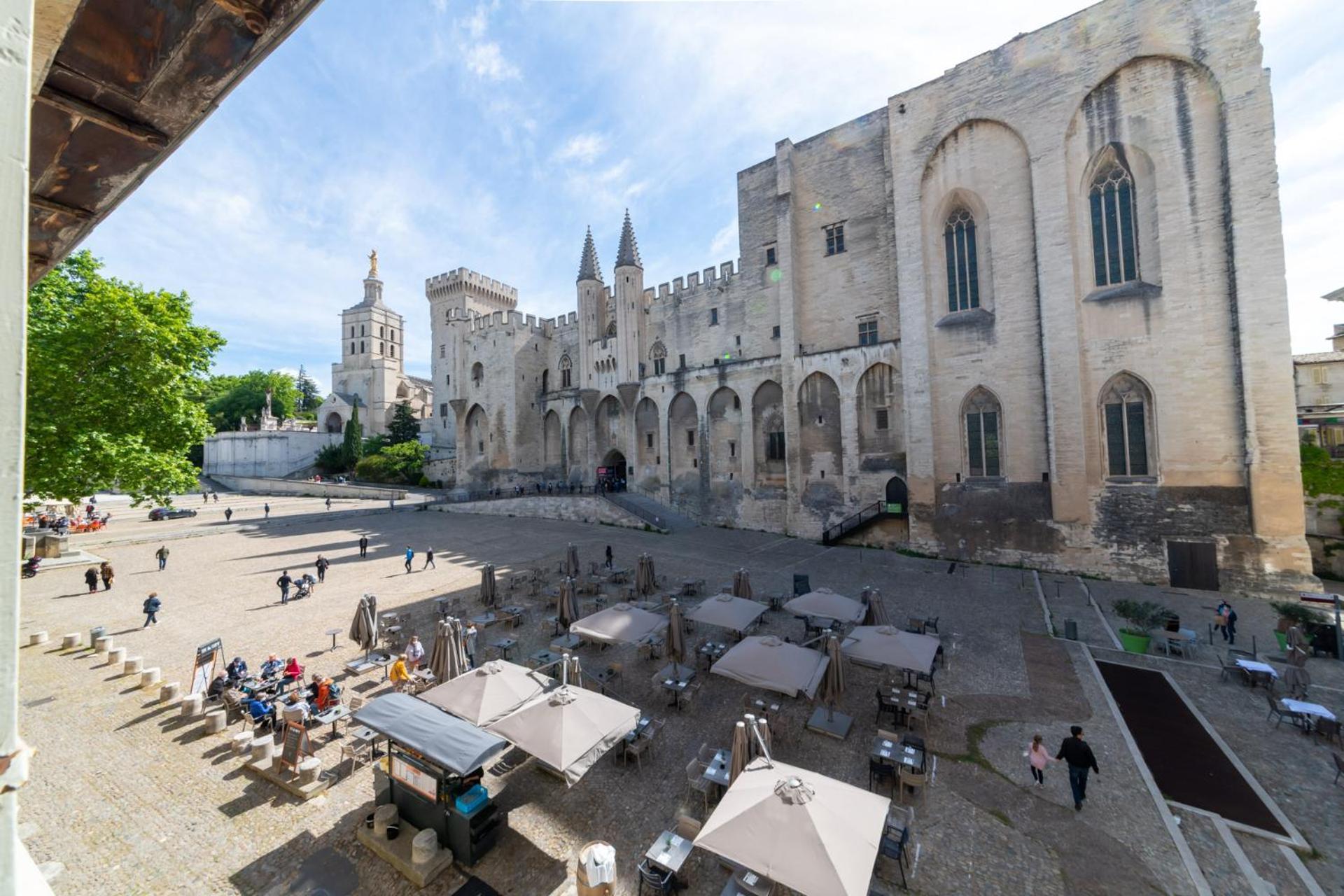 Bien D'Exception En Face Du Palais Des Papes Apartamento Avinhão Exterior foto