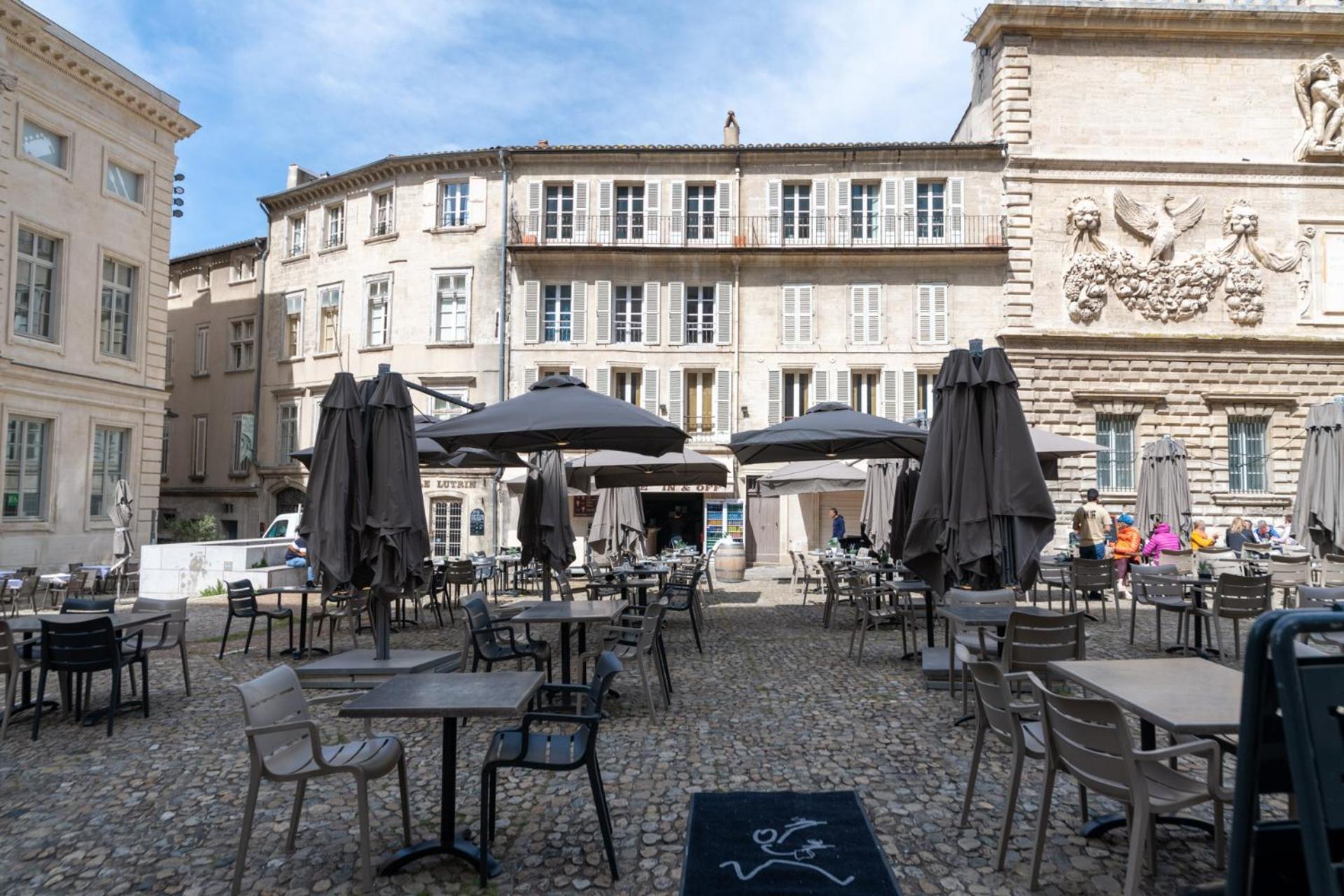 Bien D'Exception En Face Du Palais Des Papes Apartamento Avinhão Exterior foto
